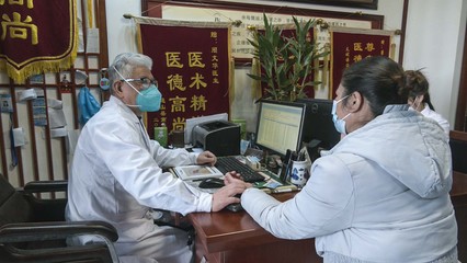 赓续启新程 勠力建新功 咸安吹响卫健事业高质量发展“冲锋号” 中医诊所服务提档升级